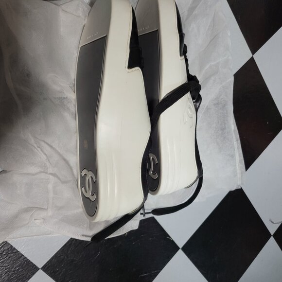 Chanel Shoes Size 37 - Picture 3 of 3